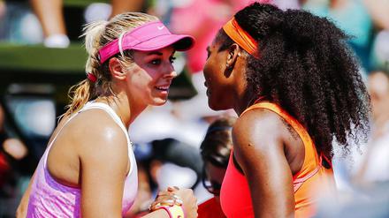Nächstes Mal gewinne ich! Auf Wiedersehen. Sabine Lisicki (li.) hatte gegen Serena Williams ihren Spaß - trotz Niederlage.