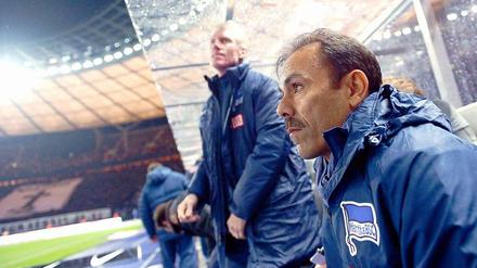 Trainer Jos Luhukay war auch in Köln im Gespräch. In Berlin ließ er den Abstieg vergessen.