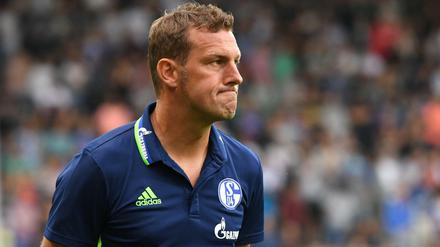 Der Schalker Trainer Markus Weinzierl fordert von seiner Mannschaft mehr Einsatz.