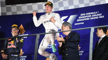 Nico Rosberg feiert seinen dritten Saisonsieg in Folge.