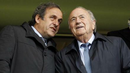 Bild aus besseren Zeiten: Platini (links) und Blatter.