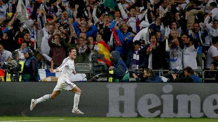 Reals Gareth Bale bejubelt seinen Treffer zum 2:1 gegen Atlético Madrid.