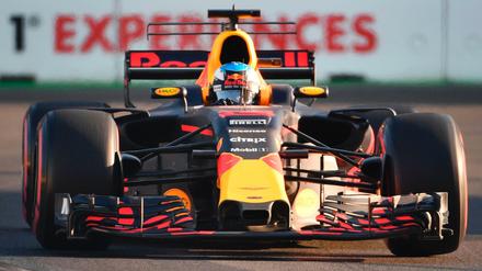 Red-Bull-Fahrer Daniel Ricciardo siegte in Baku.