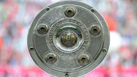 Der Kampf um die Schale: Die DFL hat die Spielpläne für die kommende Bundesliga-Saison bekanntgegeben.