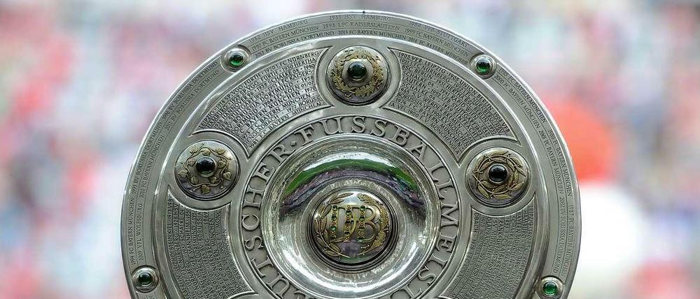 Der Kampf um die Schale: Die DFL hat die Spielpläne für die kommende Bundesliga-Saison bekanntgegeben.