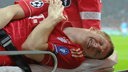 Bastian Schweinsteiger fällt möglicherweise bis zum Ende des Jahres 2011 wegen einer schweren Schulterverletzung aus.