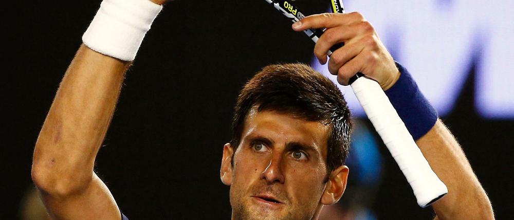 Novak Djokovic zieht in die dritte Runde der Australian Open ein. 