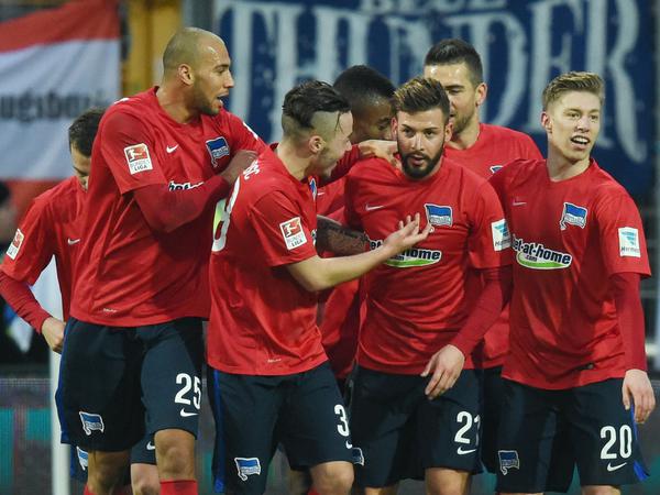 Gute-Laune-Truppe. Hertha BSC ist am Samstag auf einem Champions-League-Platz gelandet. Die Berliner überwintern sicher auf einem Europacupplatz.