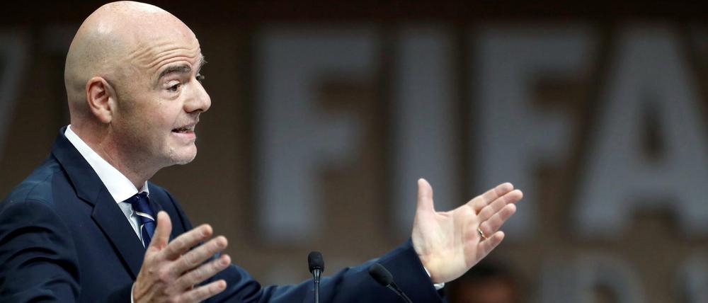 Fifa-Präsident Gianni Infantino weist jede Kritik an der Neubesetzung der Ethik-Kommission zurück.