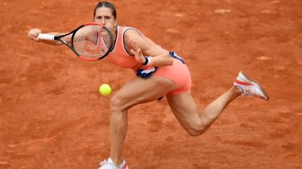 Andrea Petkovic kämpft: Nicht nur gegen ihre Gegnerinnen bei den French Open, sondern auch mit ihrem eigenen Kopf.