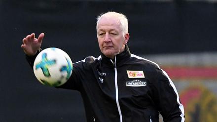 Back in black. André Hofschneider ist seit zehn Jahren Trainer bei Union – nun erstmals mit einem langfristigen Vertrag als Cheftrainer der Profis.