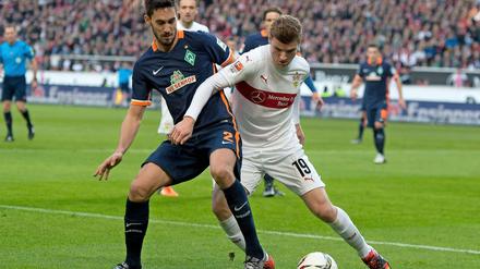 Duell der Abstiegskandidaten. Am Montagabend treffen der VfB Stuttgart und Werder Bremen aufeinander.