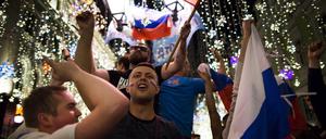 High auf Glückshormonen: Die Russen feiern sich und die WM. Die WM-Spieler mussten bei diesem Turnier immer noch nur vereinzelte Dopingkontrollen fürchten.