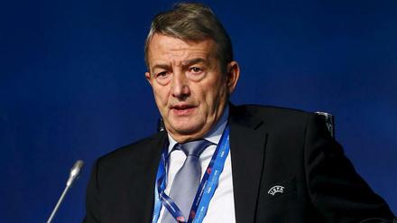 Wolfgang Niersbach steht beim Fifa-Kongress wieder im Rampenlicht - zumindest ein bisschen.