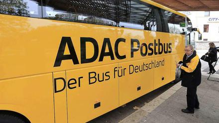 Wackelkandidat. Post und ADAC schicken jeden Tag Dutzende Busse auf die Strecke, auch von Berlin aus. Der Gewinn bleibt aber übersichtlich. 