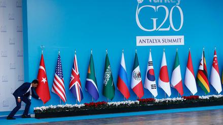 Die Gruppe der 20 wichtigsten Industrie- und Schwellenländer kommt seit 1999 regelmäßig zusammen. Das Foto stammt vom Gipfel in Antalya im November 2015.