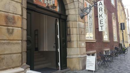 In Kopenhagen hat die erste „Arket“-Filiale Anfang September eröffnet – ohne Schaufenster, aber mit einem eigenen Café. Demnächst gibt es einen Laden in München.