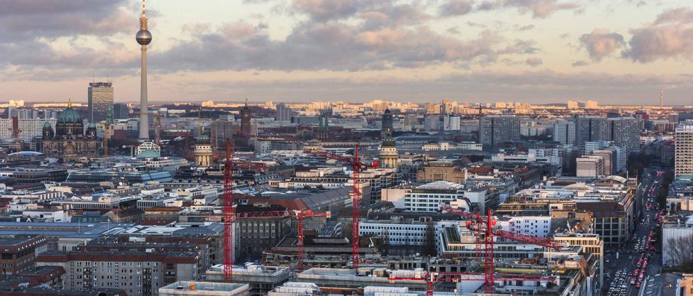 Berlin braucht Wohnungen. Vonovia und Deutsche Wohnen verwalten zusammen 150.000 Wohnungen in der Hauptstadt.