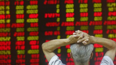 Verluste. Die Konsumnachfrage der vermögenden Chinesen, die Aktien halten, könnte nach dem Kurssturz sinken.