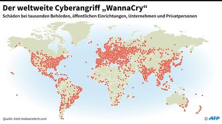Hacker legten seit Freitag mit einer Schadsoftware namens "WannaCry" weltweit Computer lahm und blockierten zahllose Unternehmen und Behörden - nach Angaben von Europol gibt es mehr als 200.000 Ziele. Grafik: Weltkarte mit Verbreitung der Attacke. / AFP / Thorsten EBERDING