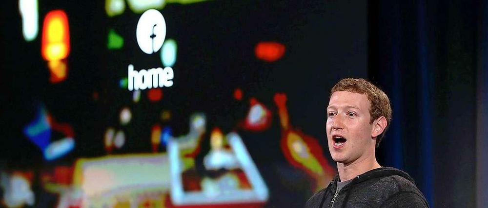 Facebook will das neue Zuhause für viele Smartphone-Nutzer werden. Home heißt deshalb das neue Programm, dass Unternehmensgründer Zuckerberg vorstellte.