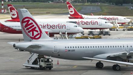 Eine insolvente Flugfamilie: Air Berlin hat im August vorläufigen Insolvenzantrag gestellt, die Tochter Niki im Dezember.