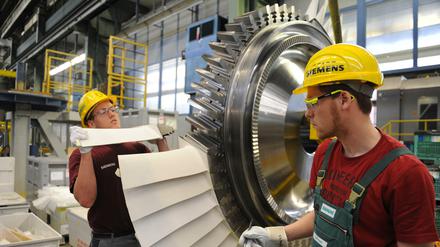 Im Gasturbinenwerk von Siemens sollen weitere Jobs wegfallen.
