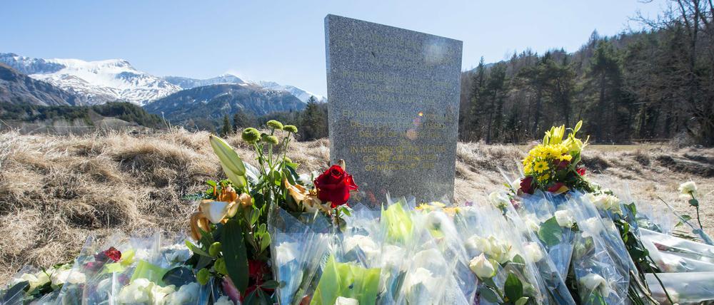 Ort der Trauer: Hier in den französischen Alpen ist am 24. März die Maschine abgestürzt. 