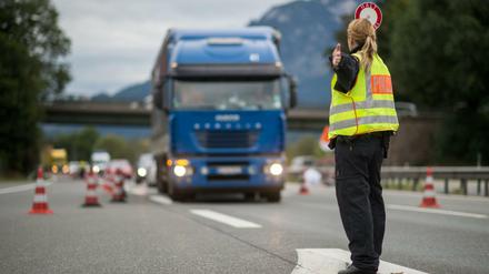 Seit September gibt es in Bayern wieder Grenzkontrollen von und nach Österreich.