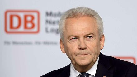 Bahnchef Rüdiger Grube kündigt kostenloses WLAN ab 2016 an.