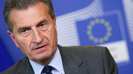 EU-Kommissar Oettinger ist besorgt um die Rolle Europas in der Weltwirtschaft.