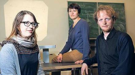 Umdenken. Lisa Cronjäger, Lisa Großmann und Felix Kersting (von links) wünschen sich mehr Diskussionen in der Uni. 