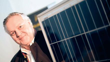 Zuversichtlich. Frank Asbeck ist Gründer, Vorstandschef und Großaktionär bei Solarworld. Obwohl deutsche Solarfirmen sich mit der Konkurrenz aus Asien schwertun, ist er entschlossen, das Bonner Unternehmen wieder erfolgreich zu machen. 
