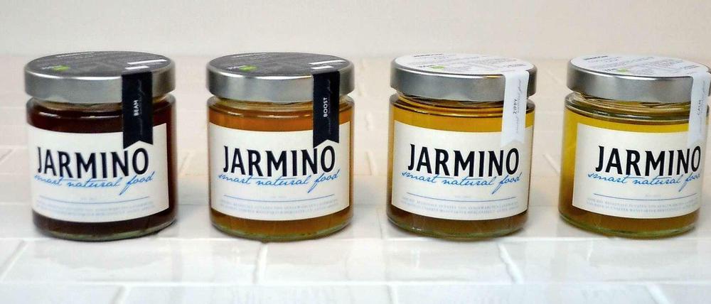 Das Münchner Unternehmen Jarmino verkauft Knochenbrühe in Deutschland.