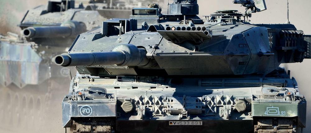 Die Bundeswehr will ihre "Leopard 2"-Panzer sukzessive ausrangieren.