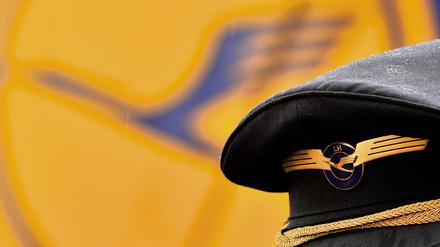 Die Mütze bleibt zu Hause: Am Dienstag wollen die Lufthansa-Piloten erneut streiken.