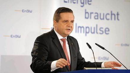 Das Land Baden-Württemberg mit Ministerpräsident Mappus übernimmt den EnBW-Anteil des französischen Energiekonzerns EDF.