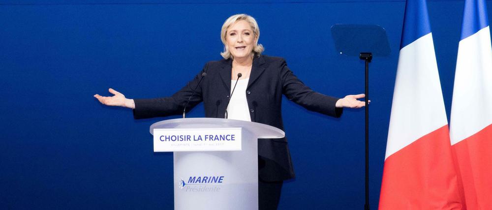 Präsidentschaftsbewerberin Marine Le Pen bei einer Wahlkampfveranstaltung in Villepinte bei Parisx.