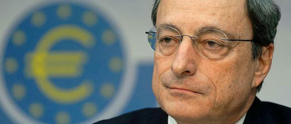 Dilemma für Draghi. Der EZB-Präsident weiß, dass der Zinsschritt nicht für alle Länder der Euro-Zone vorteilhaft wäre. 