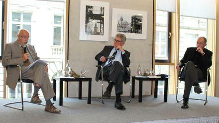 Karl Döring, ehemaliger Minister und Spitzenmanager der DDR, am 25. September im Gespräch mit Heinz Dürr von der Dürr AG und der Bahn AG. 