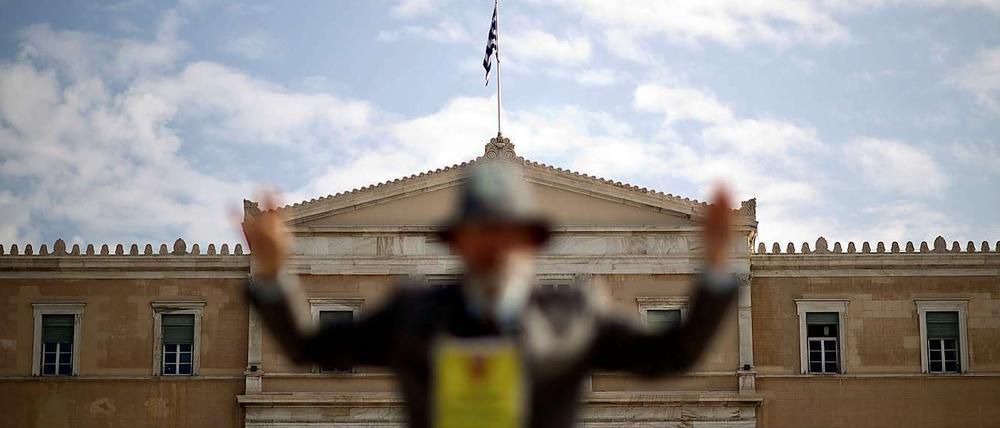 Das Haushaltsloch in Athen übersteigt die Wirtschaftsleistung des Landes bei weitem. 