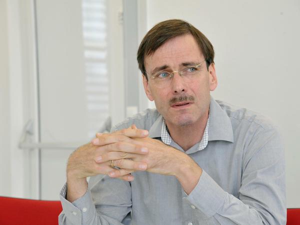 Prof. Dr. Daniel Zimmer 