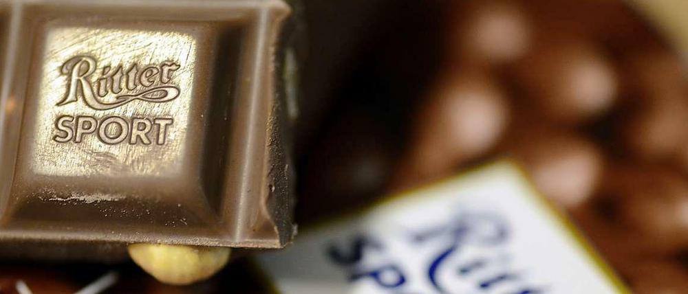 Ein Aroma verstärkt den Nussgeschmack in der Schokolade. Das ist in Ordnung - wenn die Kennzeichnung auf der Packung steht. 