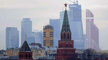 Blick auf den Kreml und den Moskauer Geschäftsbezirk: Russlands Wirtschaft steht unter Druck.