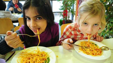 Mahlzeit. Wie muss Schulessen aussehen, damit Kinder Spaß an Ernährung bekommen? 