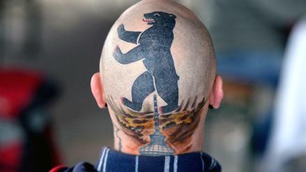 Berlin ist die "Tattoo-Hauptstadt der Welt“, sagt Szene-Kenner Daniel Krause. Über 900 Tattoo-Studios gibt es an der Spree, rund 7000 Tätowierer arbeiten in Berlin. 