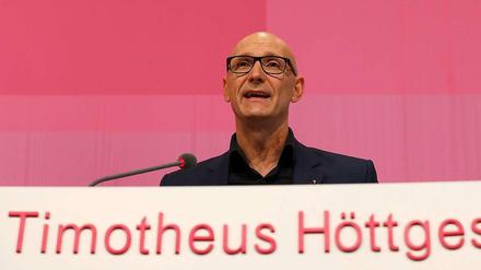 Telekomchef Timotheus Höttges will Deutsche zurück an die Börse locken.