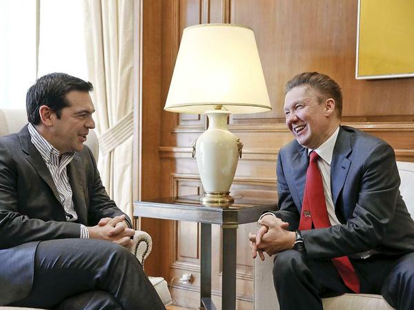 Politisch pikanter Flirt. Alexis Tsipras empfing am Dienstag (21.April 2015) Gazprom-Chef Alexej Miller in Athen.