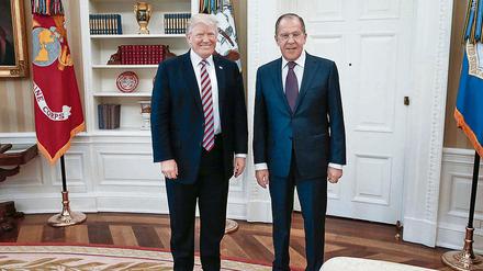 Donald Trump empfing mitten in der Affäre um seine mutmaßlichen Russland-Kontakte Sergej Lawrow.