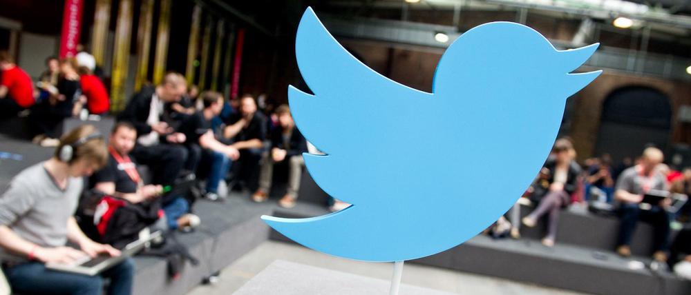 Twitter, dessen Symbol der blaue Vogel ist, kann kaum noch neue Nutzer gewinnen.